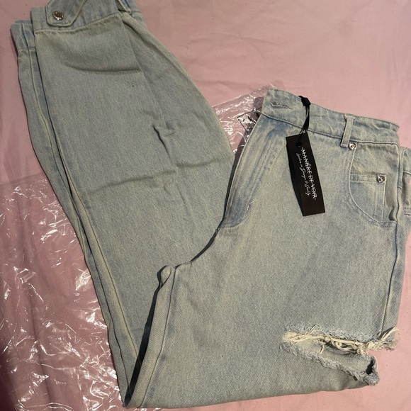 Jeans - Picture 2 of 2